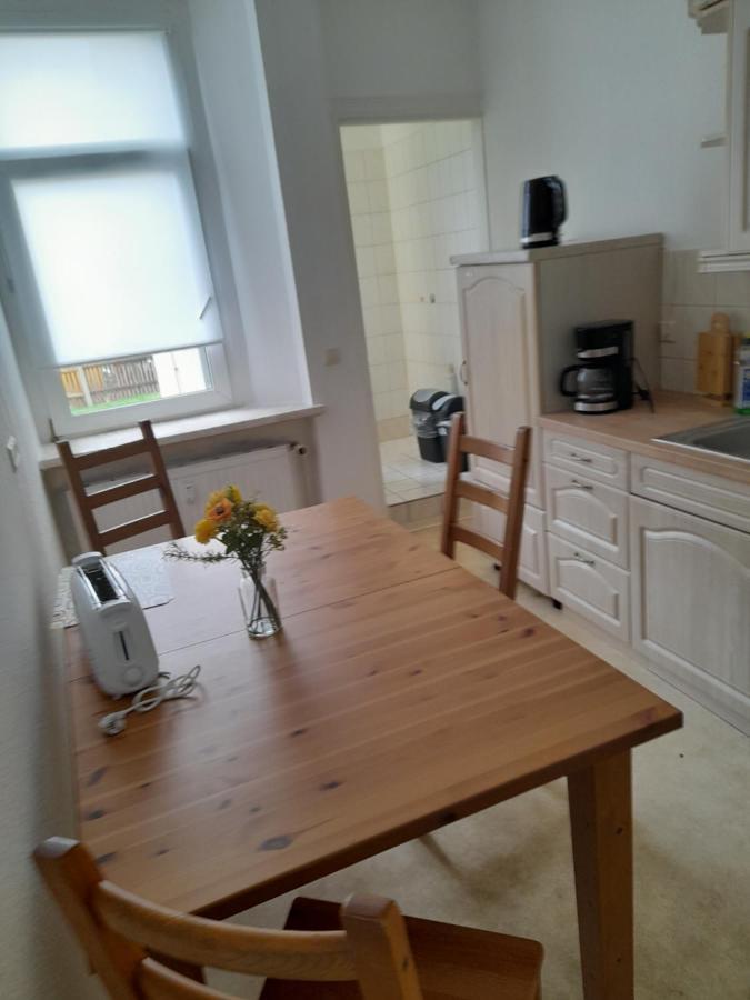 70 Qm Ferienwohnung Mit 2 Schlafzimmern 츠비카우 외부 사진